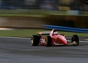 ac米兰体育官网-维也纳风暴与东方炬火，当足球场上的横扫遇见乒乓球台的点燃