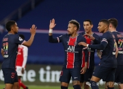 米兰捕鱼-国际足球：巴黎圣日耳曼击败曼联晋级欧冠八强的简单介绍