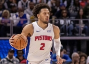 米兰体育官方网站-活塞主场力克马刺暂霸中部