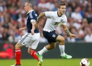 米兰体育入口-英格兰队险胜葡萄牙队，波尔关键制胜