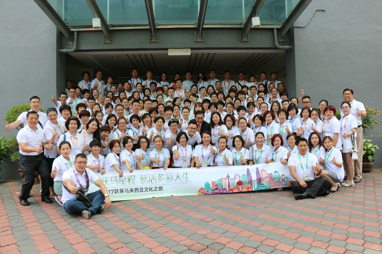 纷争不止，球队内部团结一致