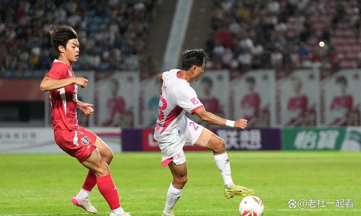 中超联赛呈现白热化局面，竞争激烈