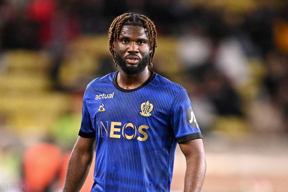 斯特拉斯堡客场胜出，积分榜上升的简单介绍