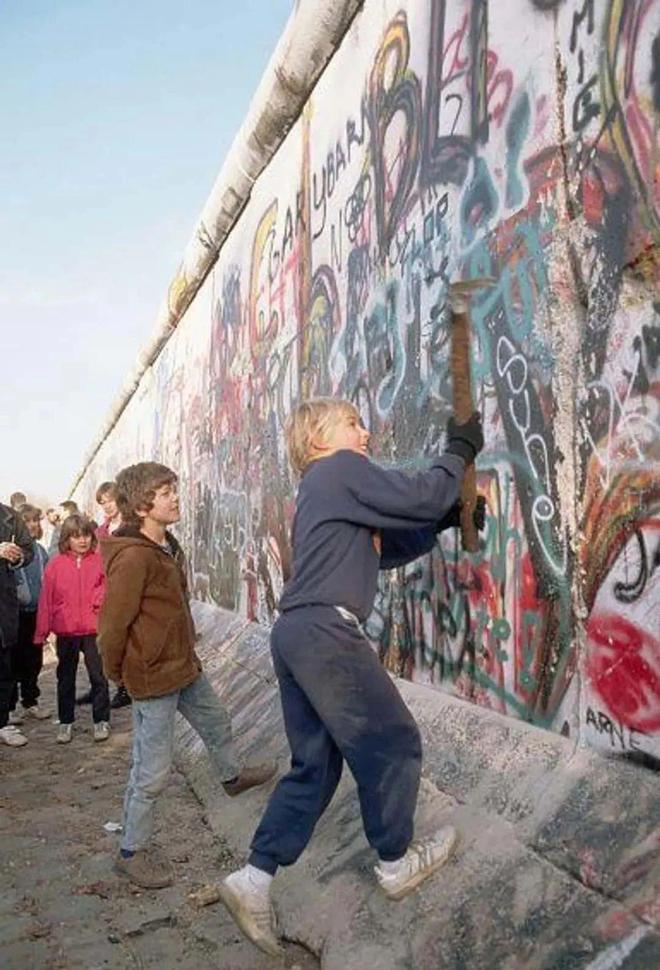 柏林联队老将发表退役声明，感慨万千