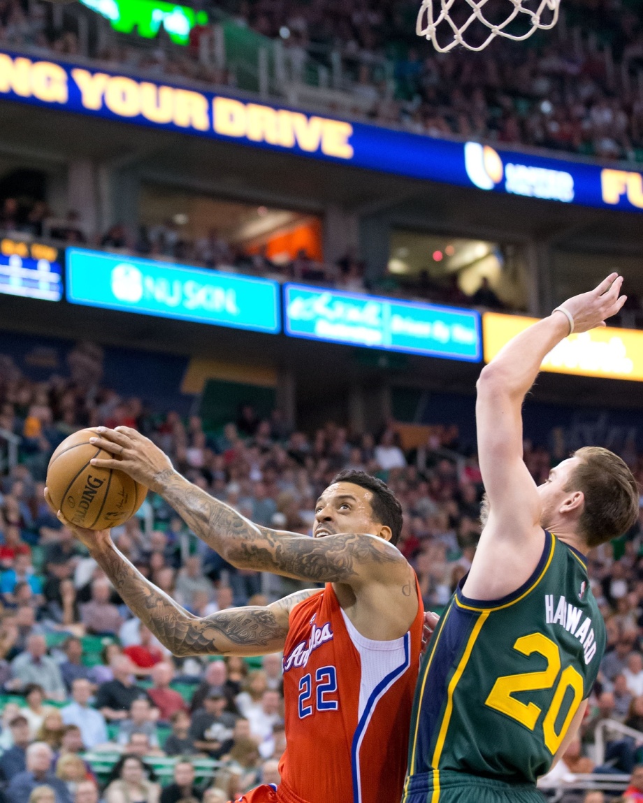 爵士擒下国王，取得四连胜