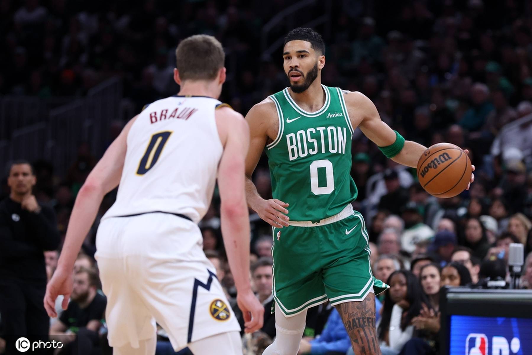 凯尔特人险胜骑士,塔图姆砍下39分 凯尔特人险胜骑士,塔图姆砍下39分