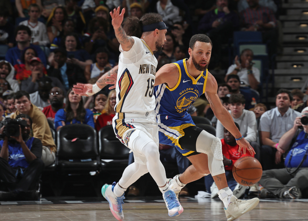 包含鹈鹕惨遭爵士横扫,遭遇连败的词条 包含鹈鹕惨遭爵士横扫,遭遇连败的词条